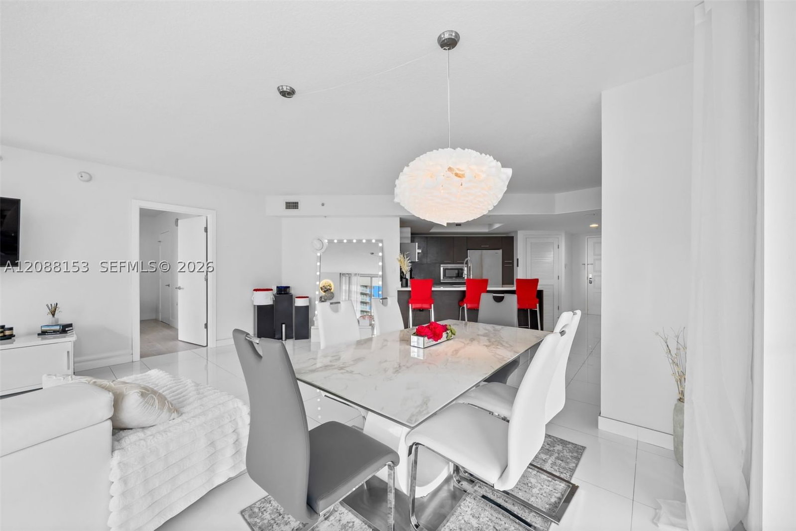 Real estate property located at 150 Sunny Isles Blvd #1-1004, Miami-dade, St Tropez On The Bay 1 Co, Sunny Isles Beach, FL