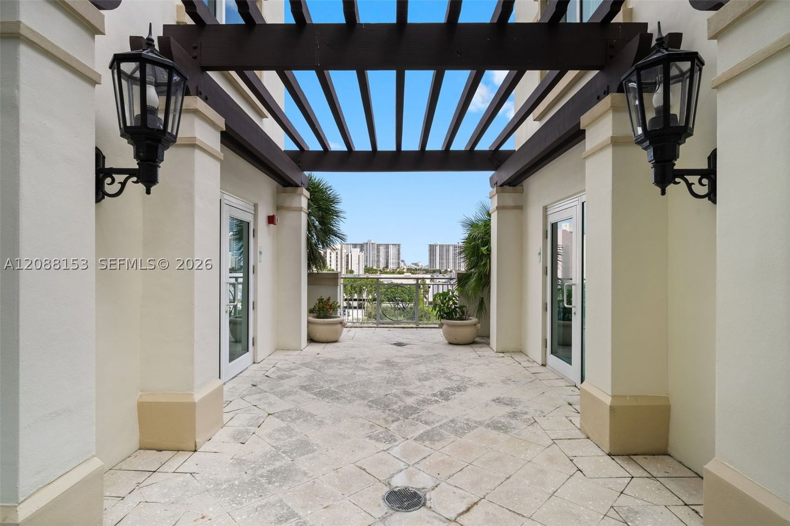 Real estate property located at 150 Sunny Isles Blvd #1-1004, Miami-dade, St Tropez On The Bay 1 Co, Sunny Isles Beach, FL