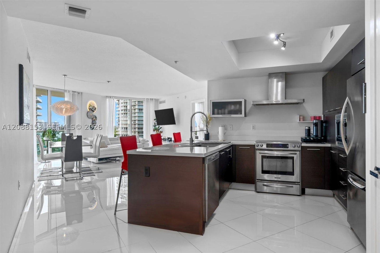 Real estate property located at 150 Sunny Isles Blvd #1-1004, Miami-dade, St Tropez On The Bay 1 Co, Sunny Isles Beach, FL