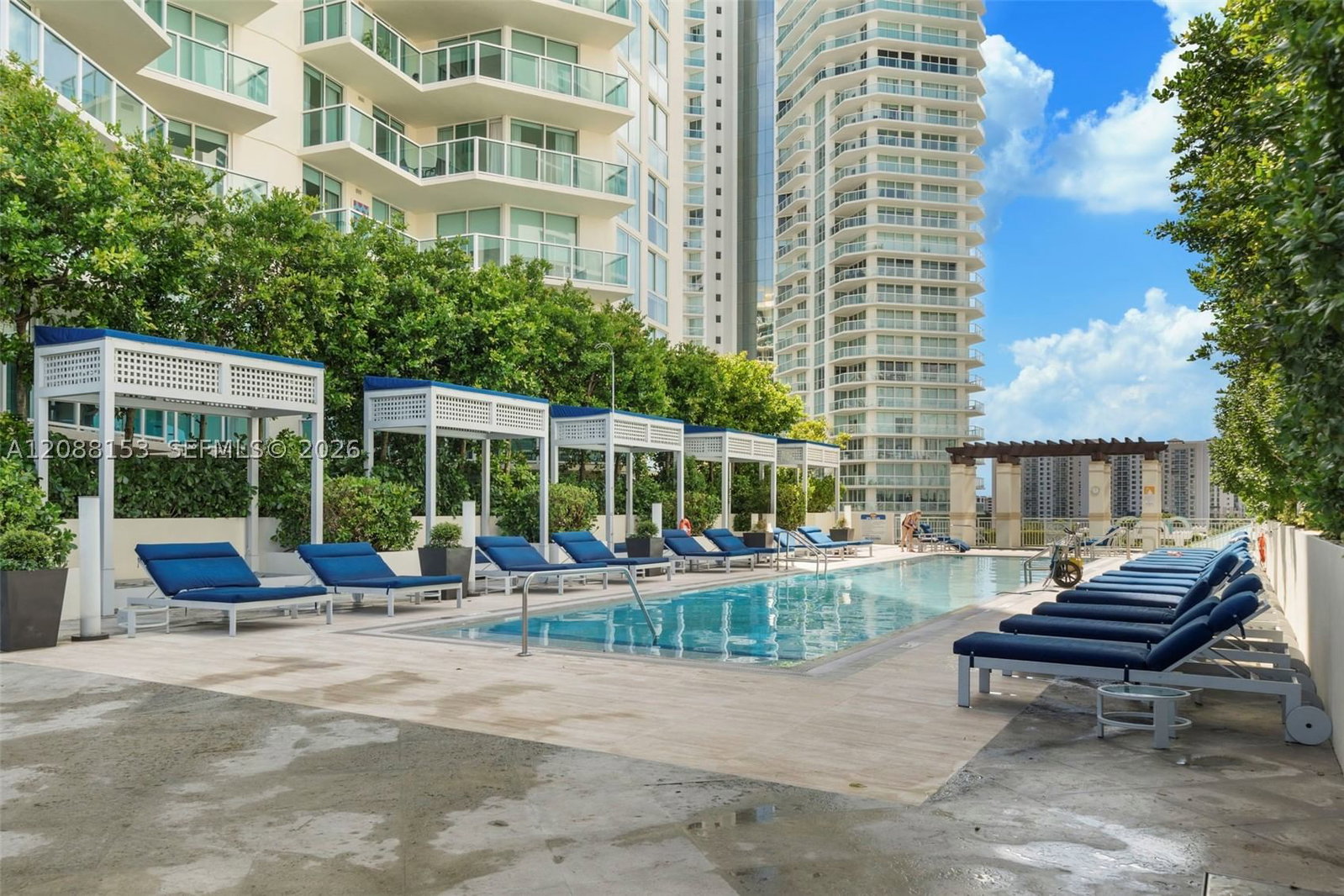 Real estate property located at 150 Sunny Isles Blvd #1-1004, Miami-dade, St Tropez On The Bay 1 Co, Sunny Isles Beach, FL