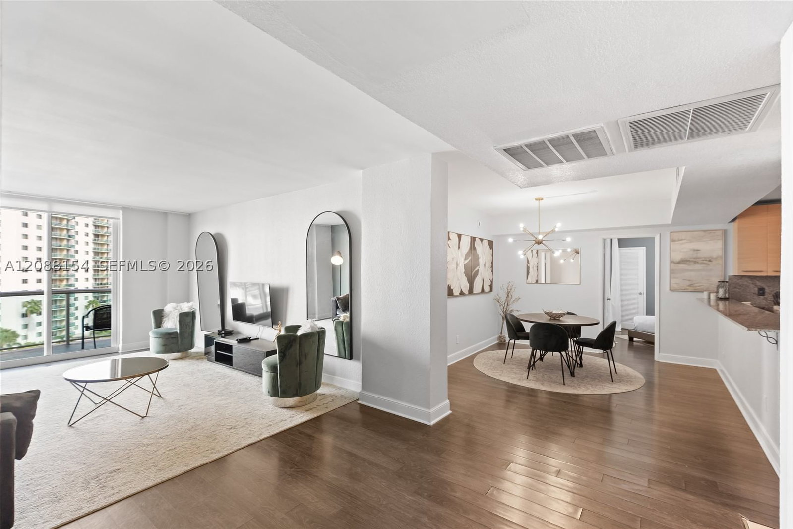 Real estate property located at 19370 Collins Ave #816, Miami-dade, Ocean Reserve Condo, Sunny Isles Beach, FL