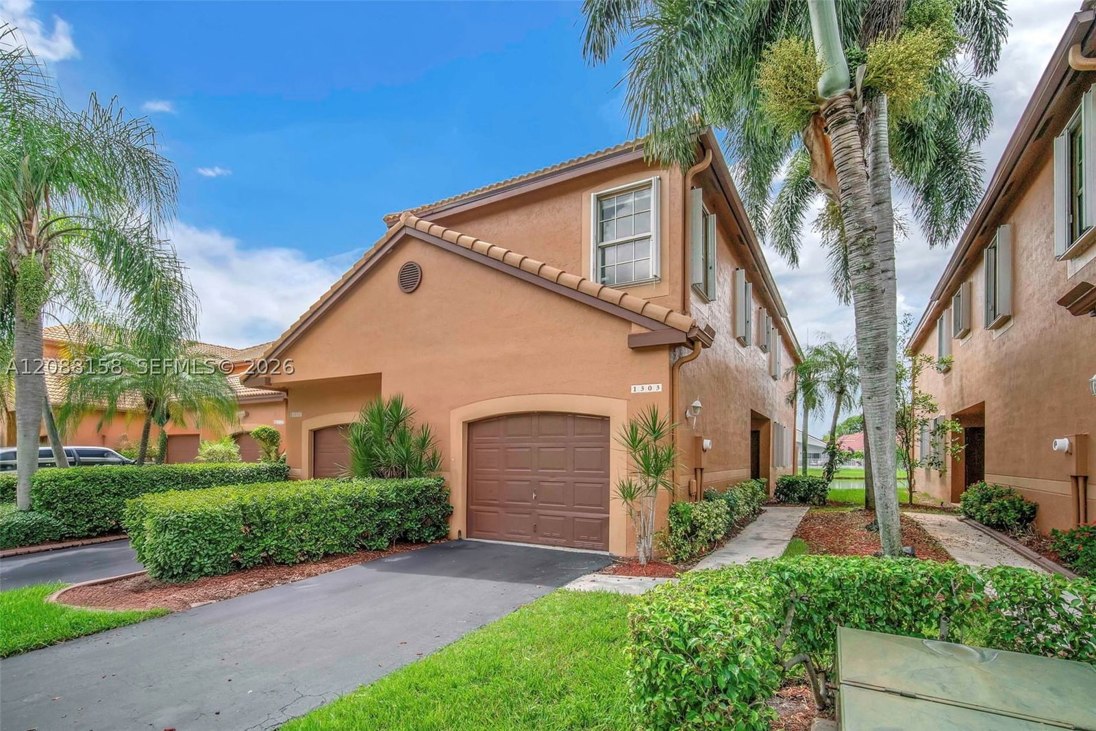 Real estate property located at 1303 Presidio Dr #6-41, Broward, Sectors 3 & 4 Boundary Pl, Weston, FL