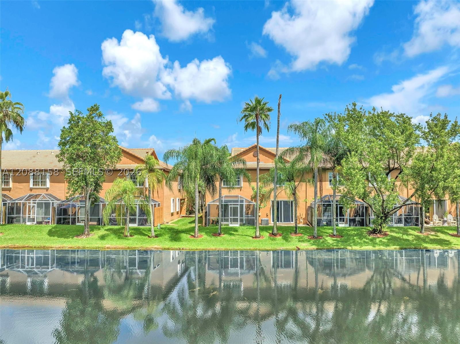 Real estate property located at 1303 Presidio Dr #6-41, Broward, Sectors 3 & 4 Boundary Pl, Weston, FL