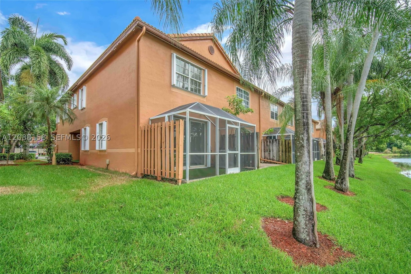 Real estate property located at 1303 Presidio Dr #6-41, Broward, Sectors 3 & 4 Boundary Pl, Weston, FL