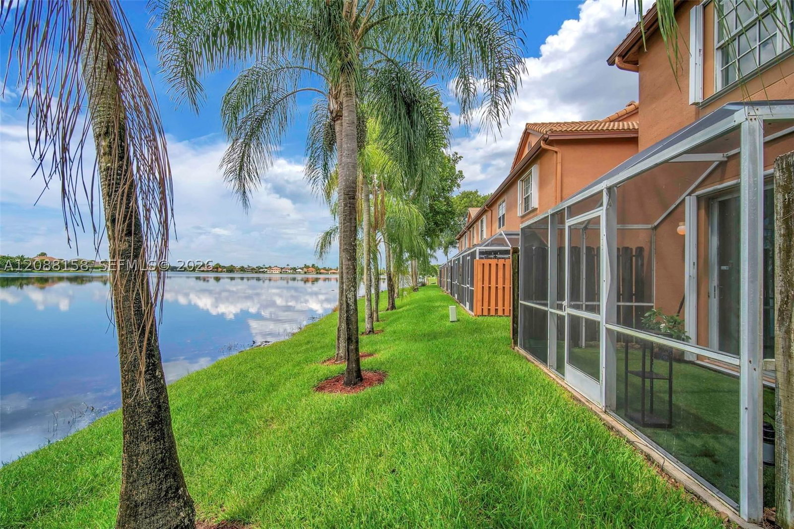Real estate property located at 1303 Presidio Dr #6-41, Broward, Sectors 3 & 4 Boundary Pl, Weston, FL