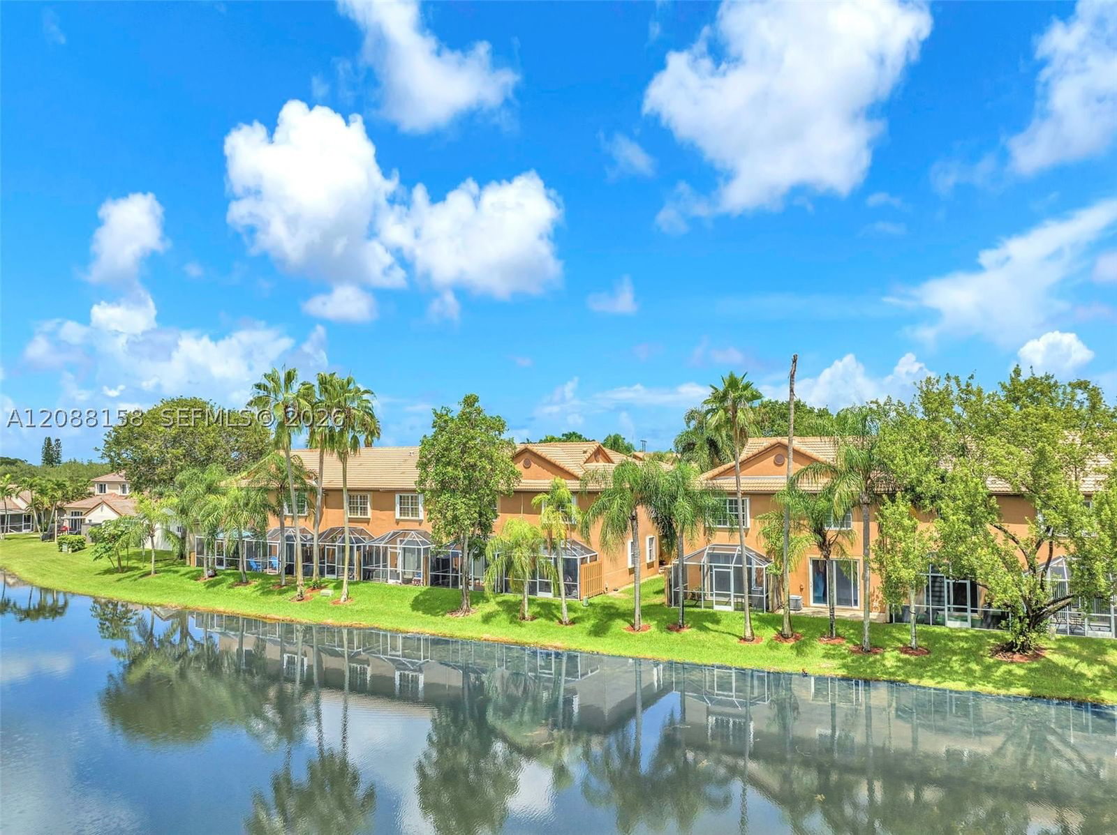 Real estate property located at 1303 Presidio Dr #6-41, Broward, Sectors 3 & 4 Boundary Pl, Weston, FL