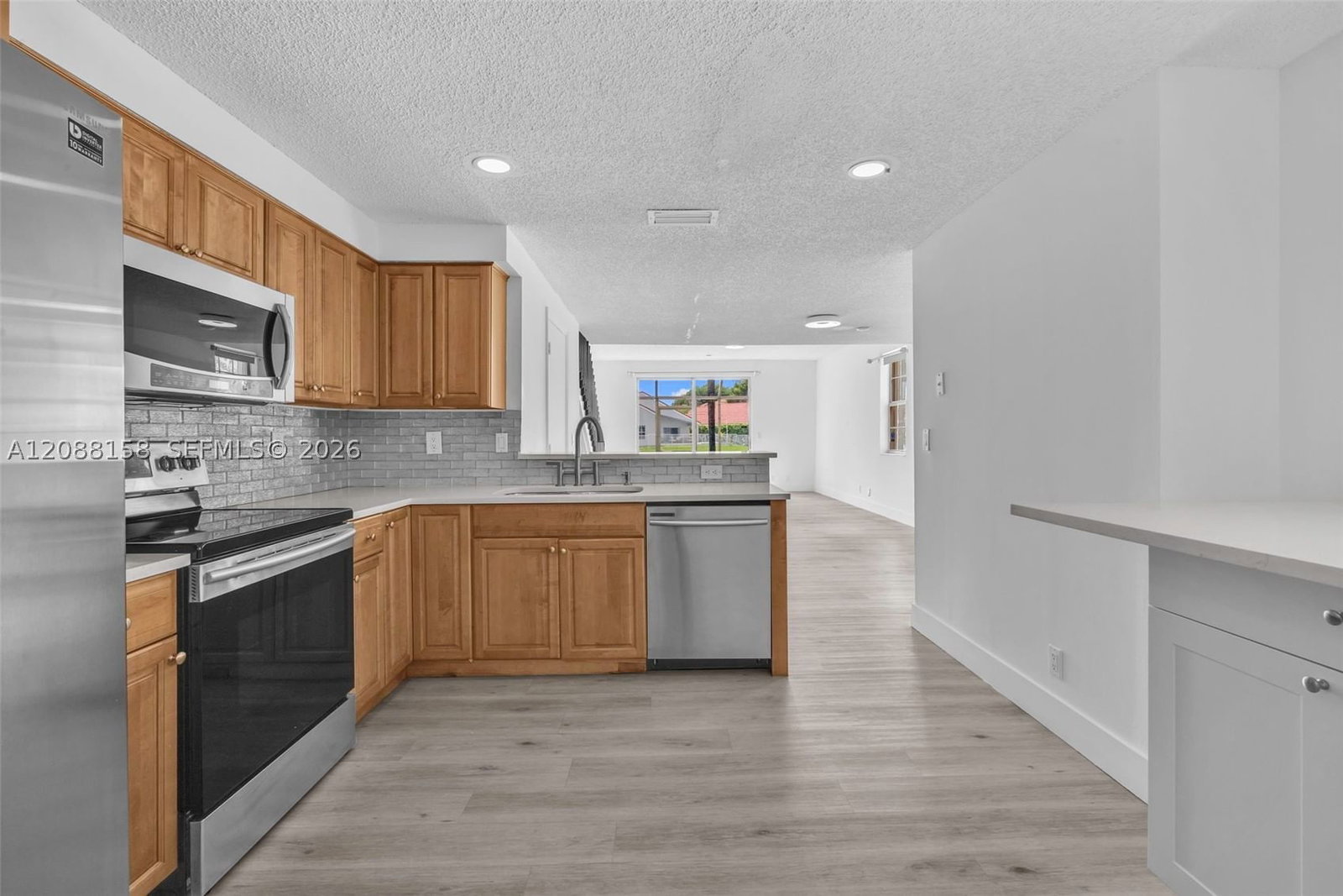 Real estate property located at 1303 Presidio Dr #6-41, Broward, Sectors 3 & 4 Boundary Pl, Weston, FL