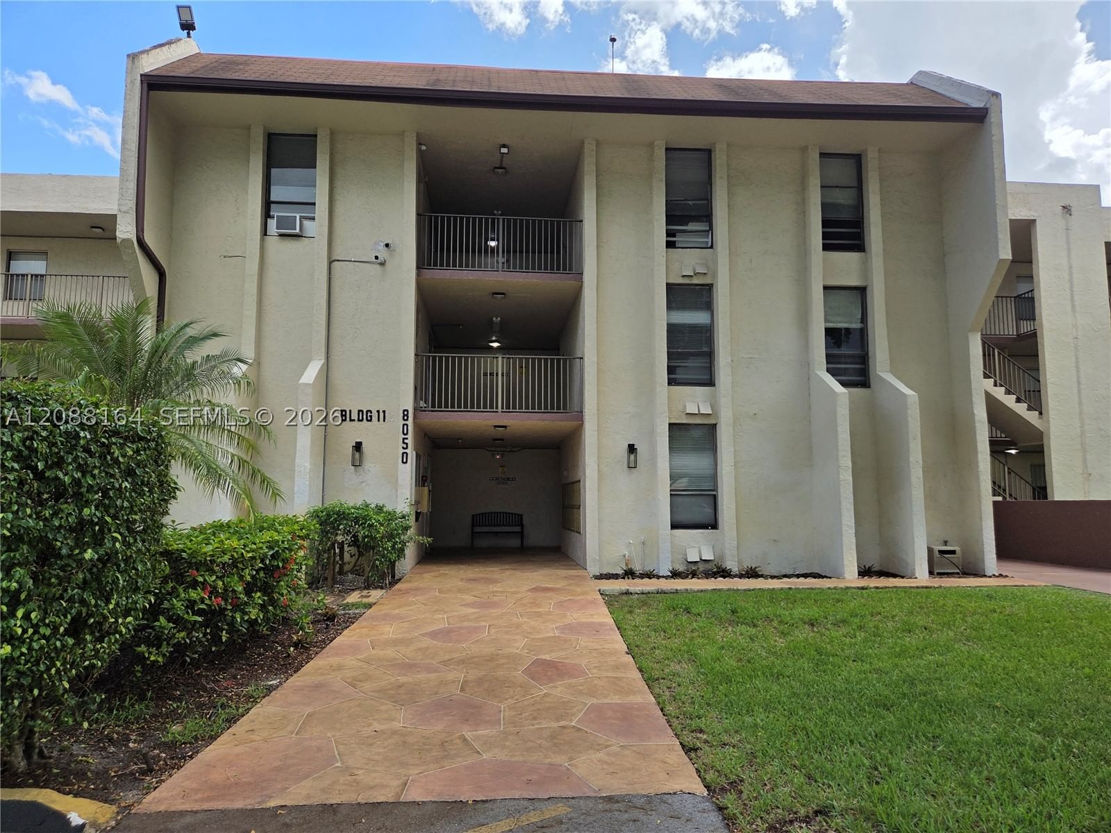 Real estate property located at 8050 Mcnab Rd #310, Broward, Concord Village Condomini, Tamarac, FL