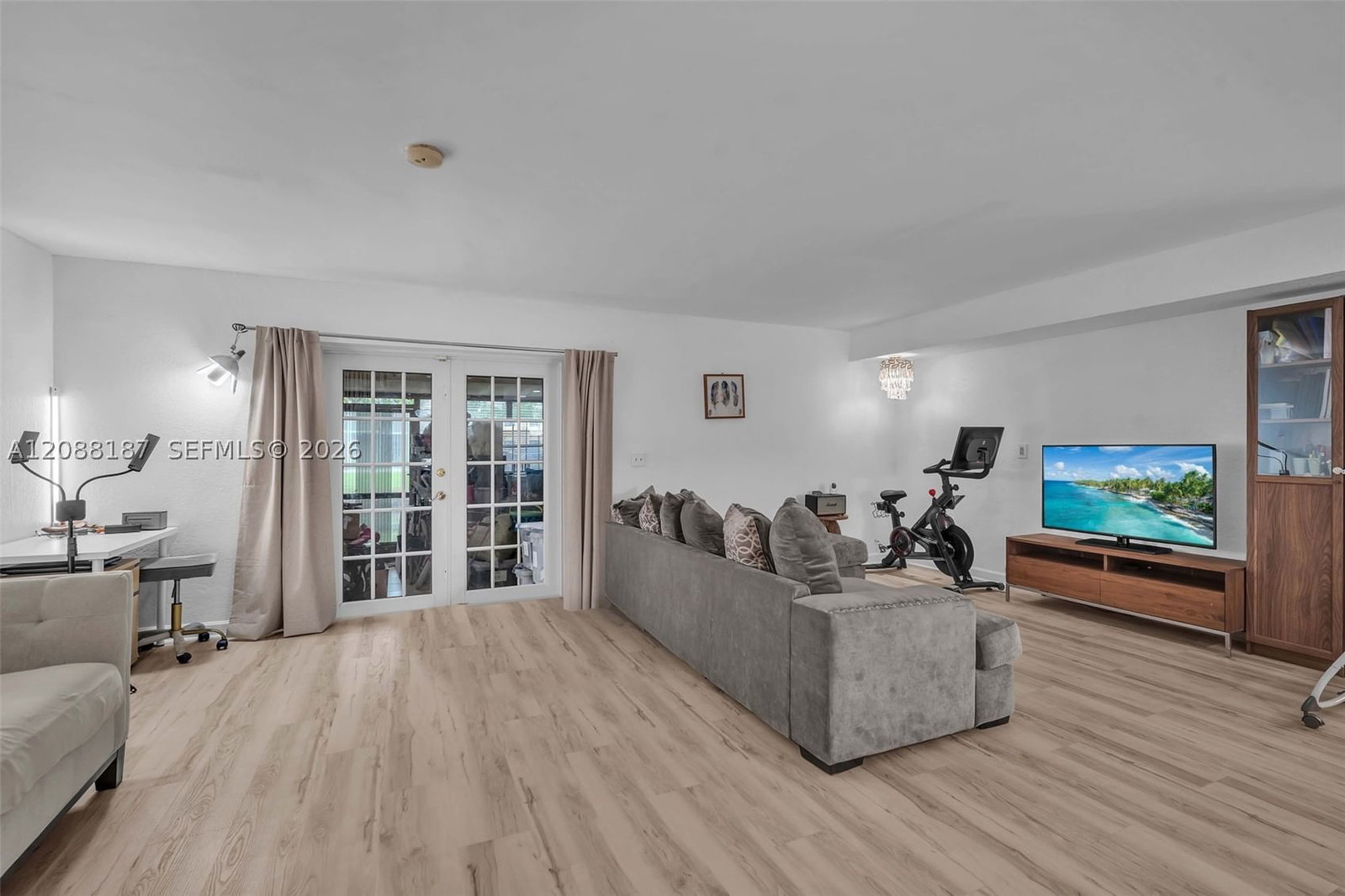 Real estate property located at 2771 47th Ln #2905, Broward, Colonies Two Condo, Lauderdale Lakes, FL