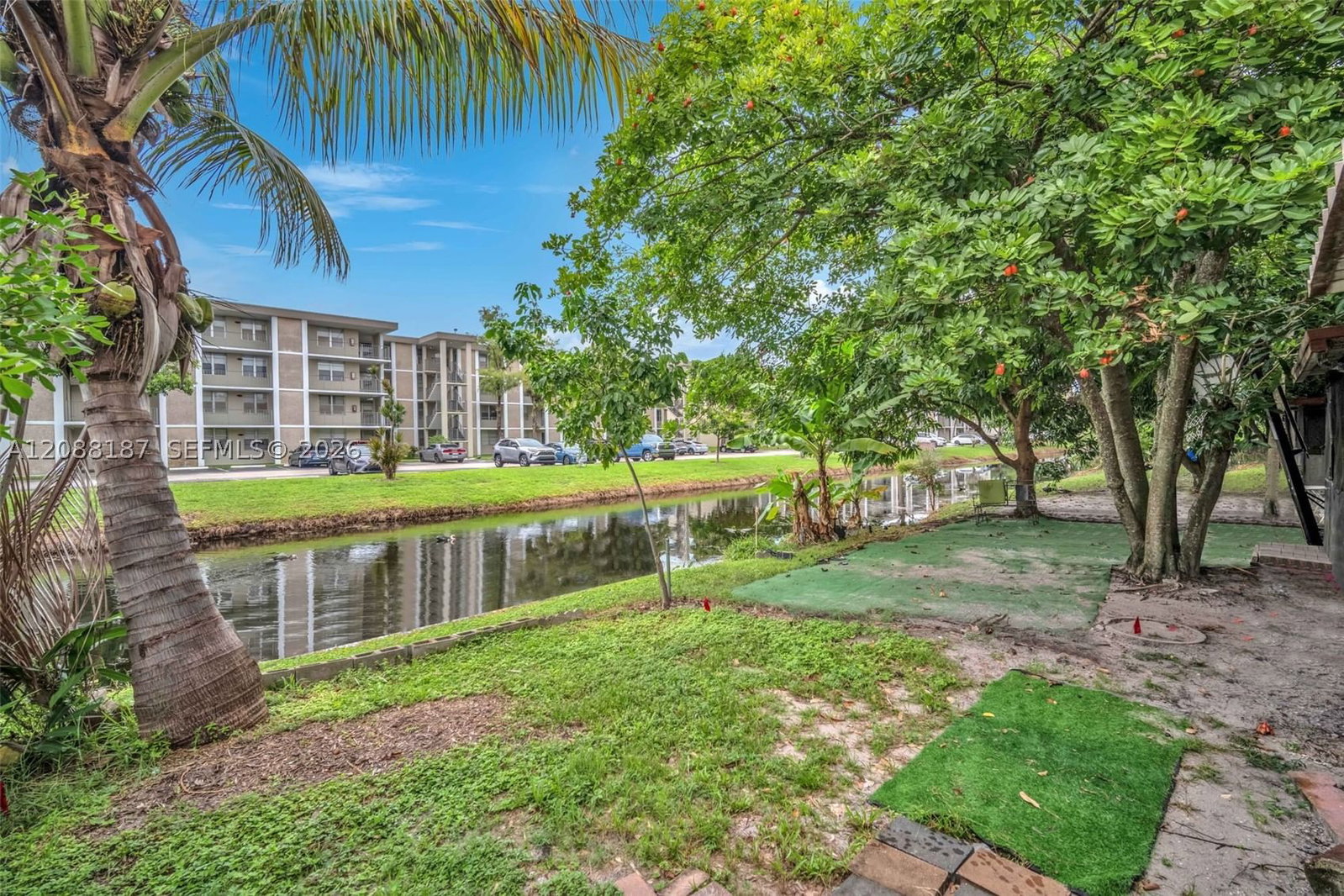 Real estate property located at 2771 47th Ln #2905, Broward, Colonies Two Condo, Lauderdale Lakes, FL