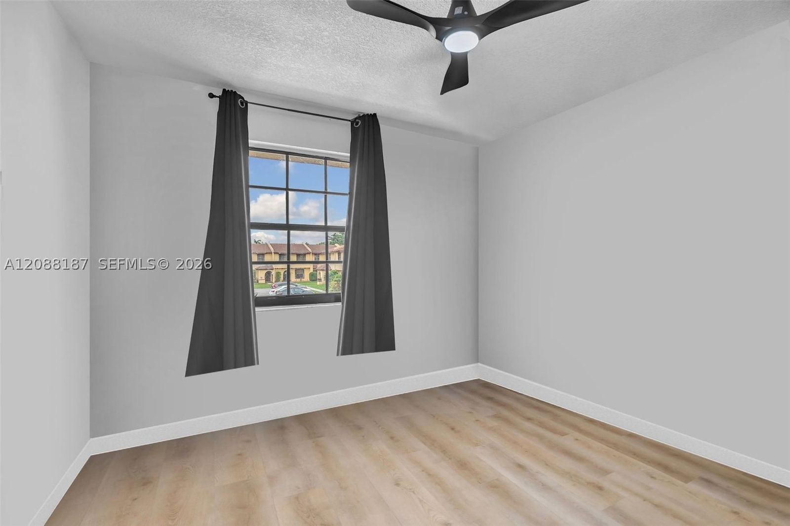Real estate property located at 2771 47th Ln #2905, Broward, Colonies Two Condo, Lauderdale Lakes, FL