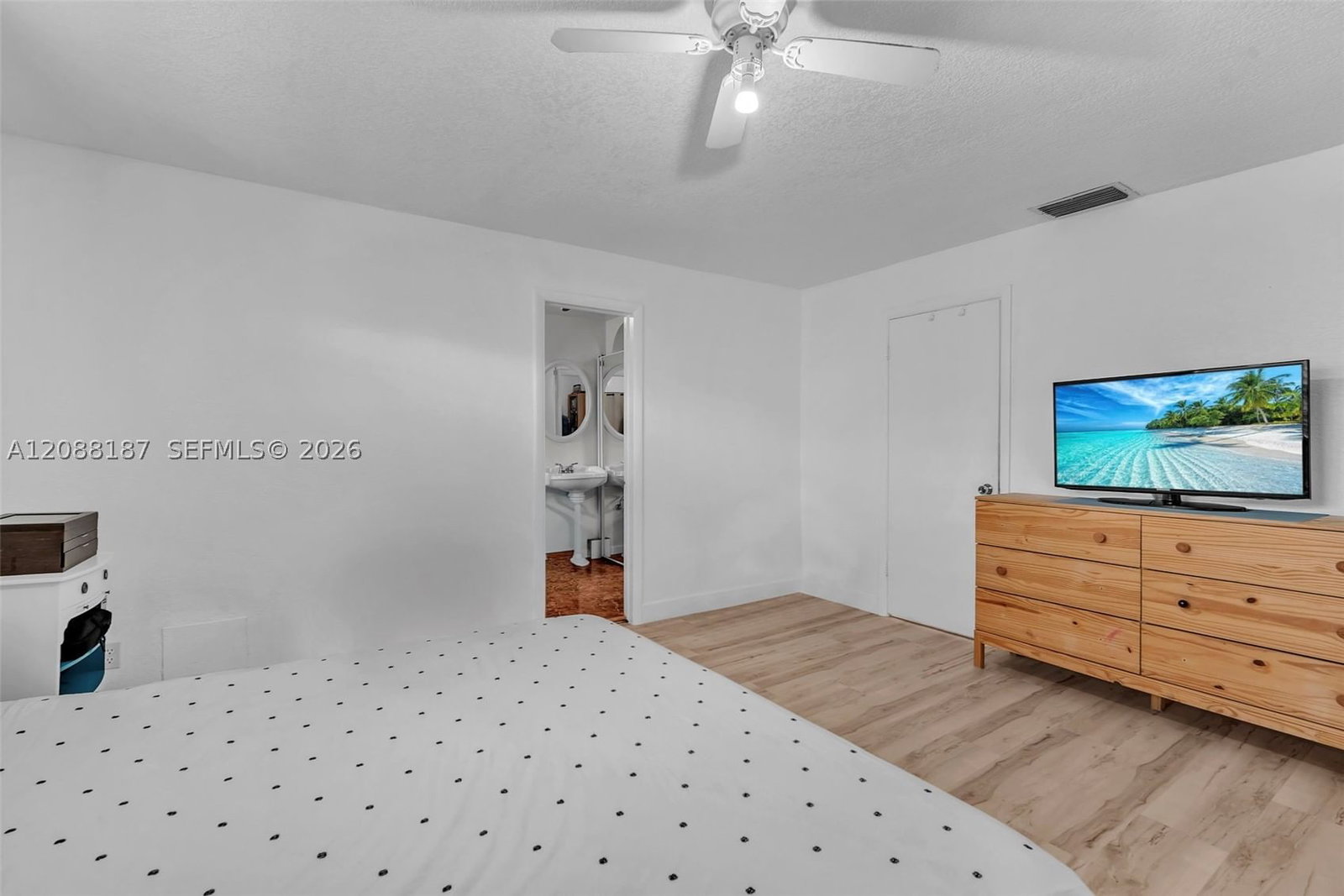 Real estate property located at 2771 47th Ln #2905, Broward, Colonies Two Condo, Lauderdale Lakes, FL