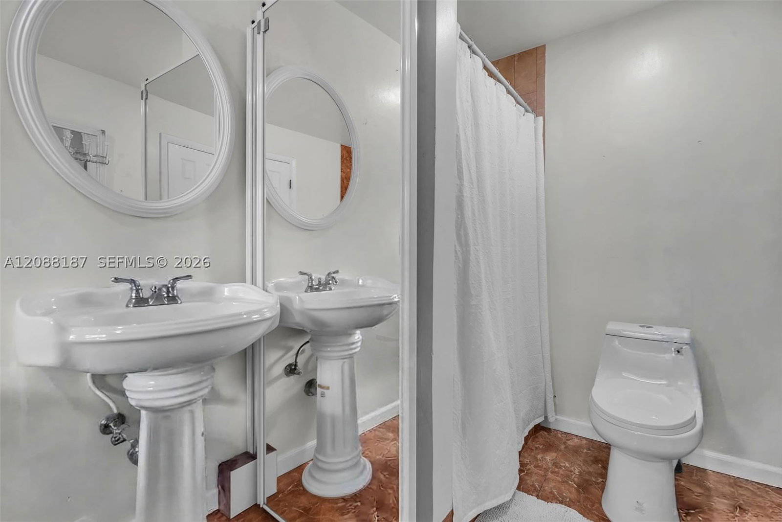 Real estate property located at 2771 47th Ln #2905, Broward, Colonies Two Condo, Lauderdale Lakes, FL