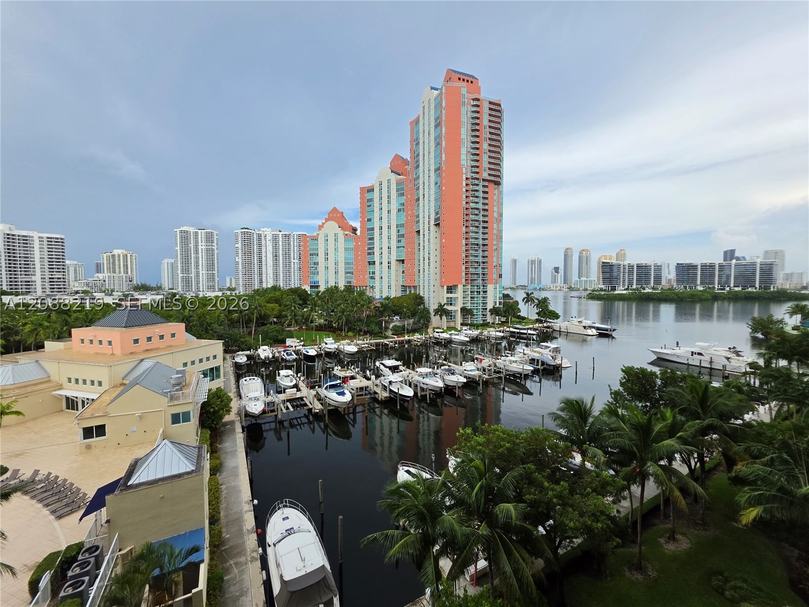Real estate property located at 3340 190th St #705, Miami-dade, Aventura Marina Condo Num, Aventura, FL