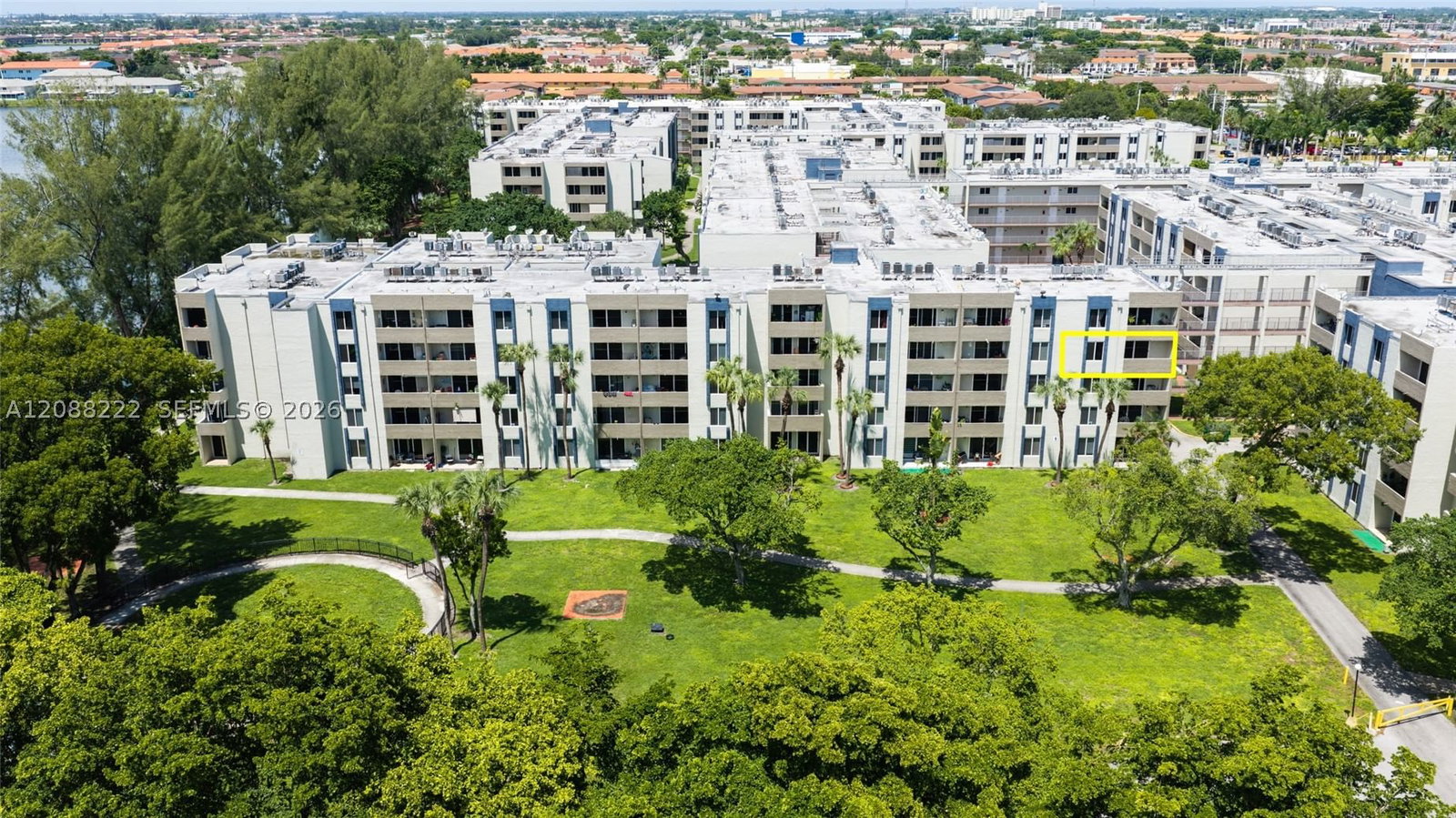 Real estate property located at 10000 80th Ct #2432, Miami-dade, Samari Lake East Condo, Hialeah Gardens, FL