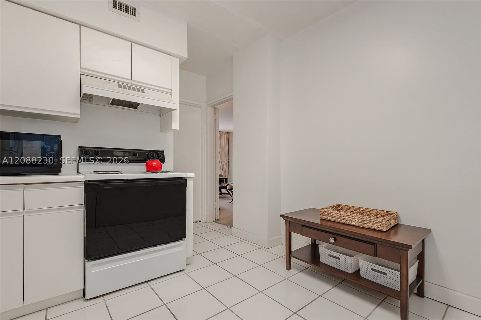 Real estate property located at 5700 Collins Ave #12D, Miami-dade, Seacoast 5700 Condo, Miami Beach, FL
