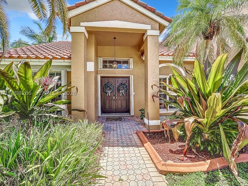 Real estate property located at 1342 195th Ave, Broward, Ameritrail Section Two, Pembroke Pines, FL