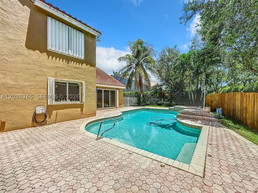 Real estate property located at 1342 195th Ave, Broward, Ameritrail Section Two, Pembroke Pines, FL