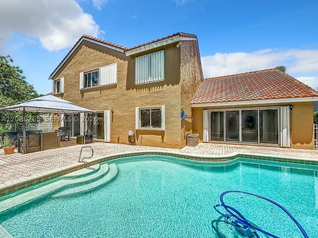 Real estate property located at 1342 195th Ave, Broward, Ameritrail Section Two, Pembroke Pines, FL