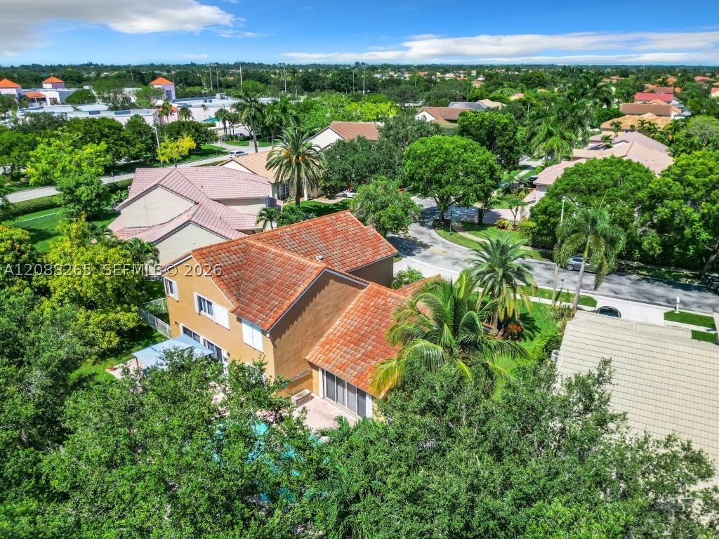 Real estate property located at 1342 195th Ave, Broward, Ameritrail Section Two, Pembroke Pines, FL