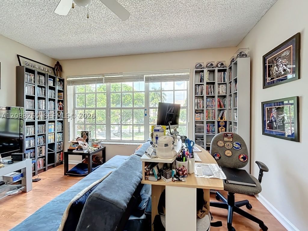 Real estate property located at 1342 195th Ave, Broward, Ameritrail Section Two, Pembroke Pines, FL