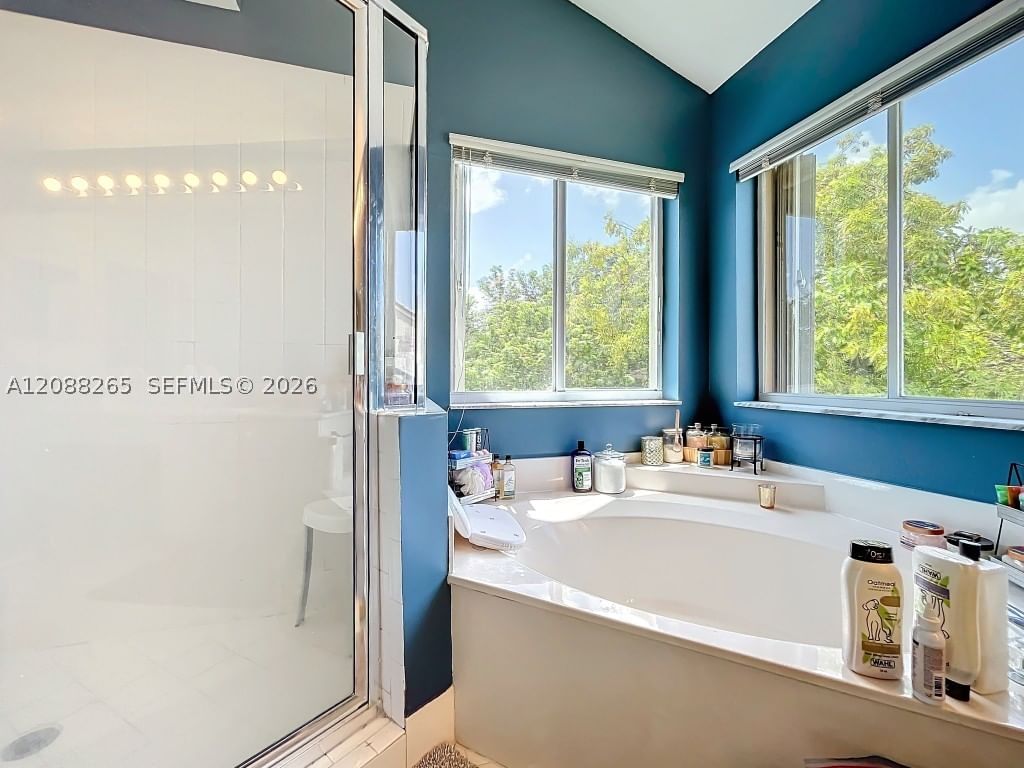 Real estate property located at 1342 195th Ave, Broward, Ameritrail Section Two, Pembroke Pines, FL