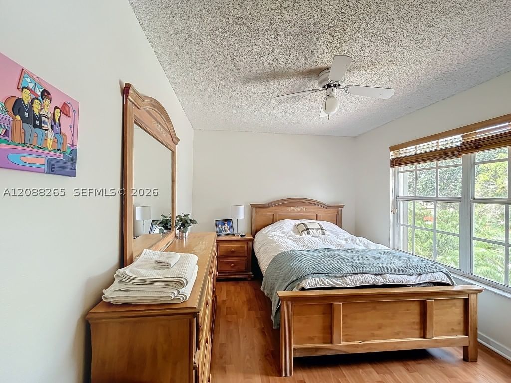 Real estate property located at 1342 195th Ave, Broward, Ameritrail Section Two, Pembroke Pines, FL