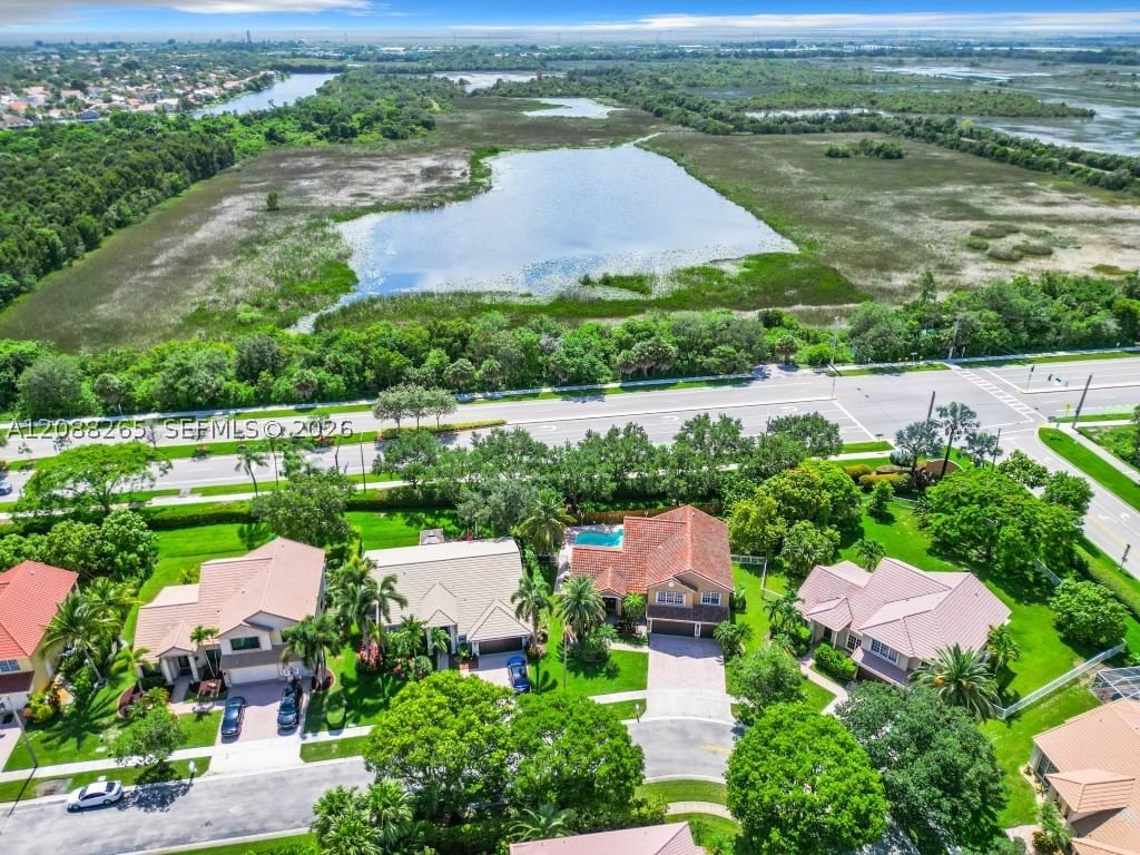 Real estate property located at 1342 195th Ave, Broward, Ameritrail Section Two, Pembroke Pines, FL