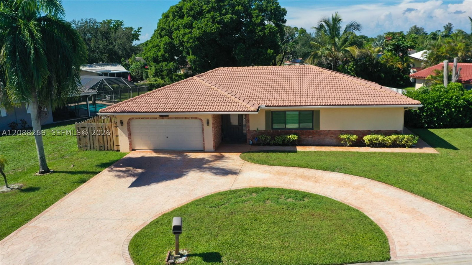 Real estate property located at 10650 42nd Dr, Broward, Chevy Chase Amd Plat, Coral Springs, FL