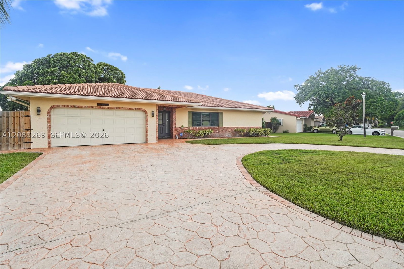 Real estate property located at 10650 42nd Dr, Broward, Chevy Chase Amd Plat, Coral Springs, FL