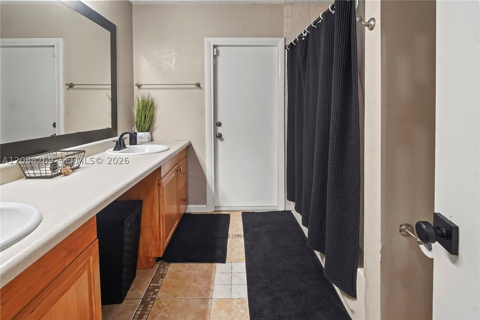 Real estate property located at 10650 42nd Dr, Broward, Chevy Chase Amd Plat, Coral Springs, FL