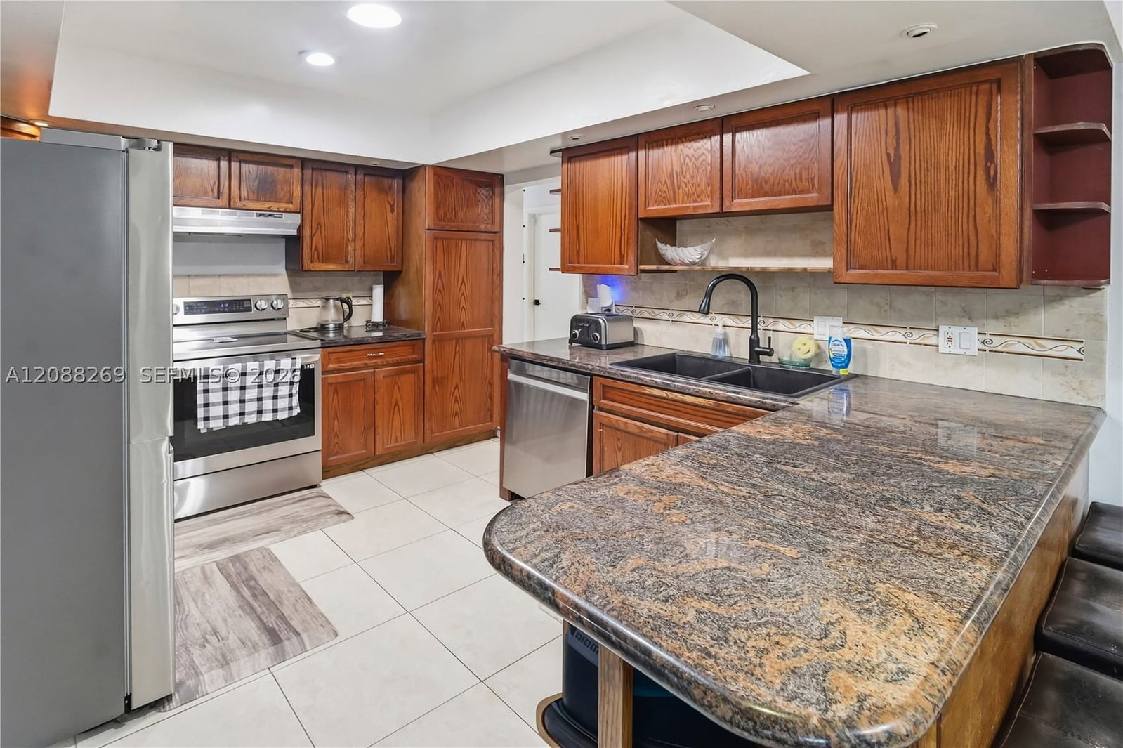 Real estate property located at 10650 42nd Dr, Broward, Chevy Chase Amd Plat, Coral Springs, FL