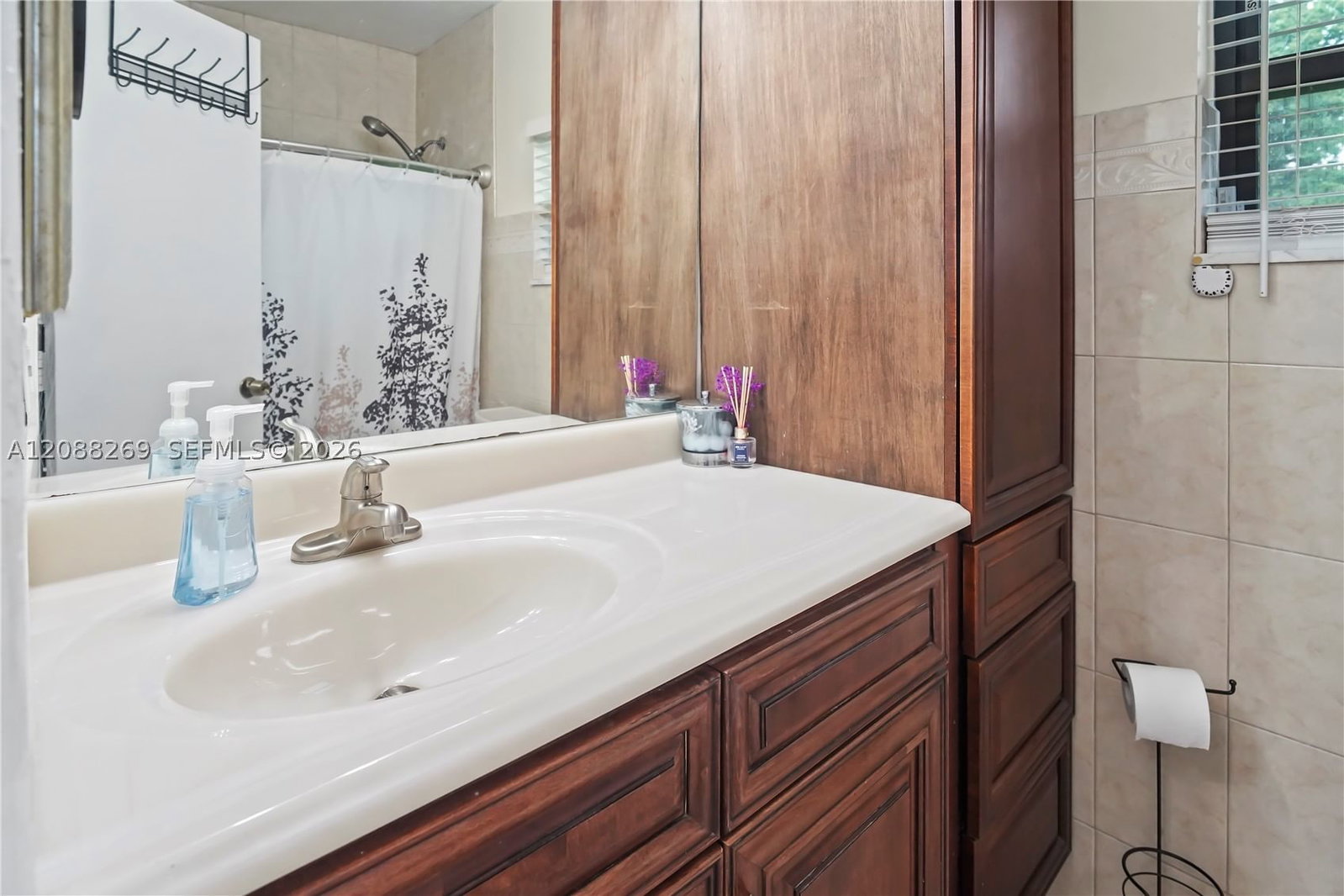 Real estate property located at 10650 42nd Dr, Broward, Chevy Chase Amd Plat, Coral Springs, FL