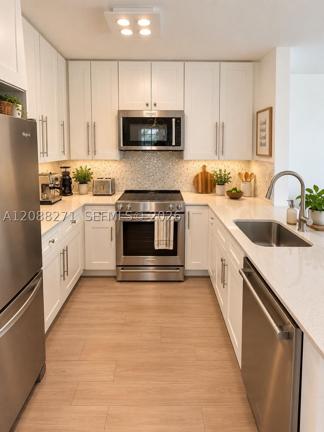 Real estate property located at 21204 Harbor Way #123-12, Miami-dade, Costain Villas Harbor Vil, Aventura, FL