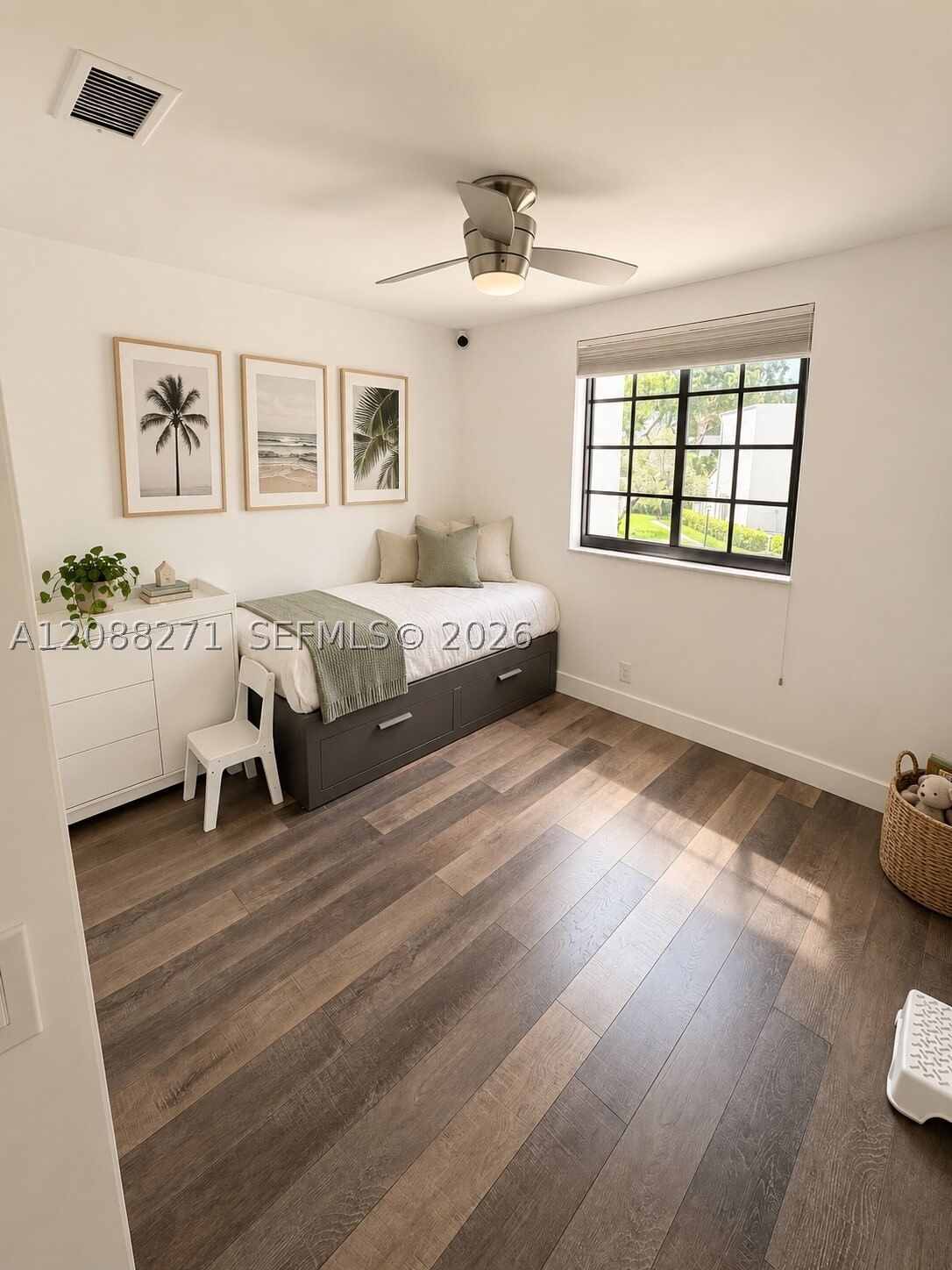 Real estate property located at 21204 Harbor Way #123-12, Miami-dade, Costain Villas Harbor Vil, Aventura, FL