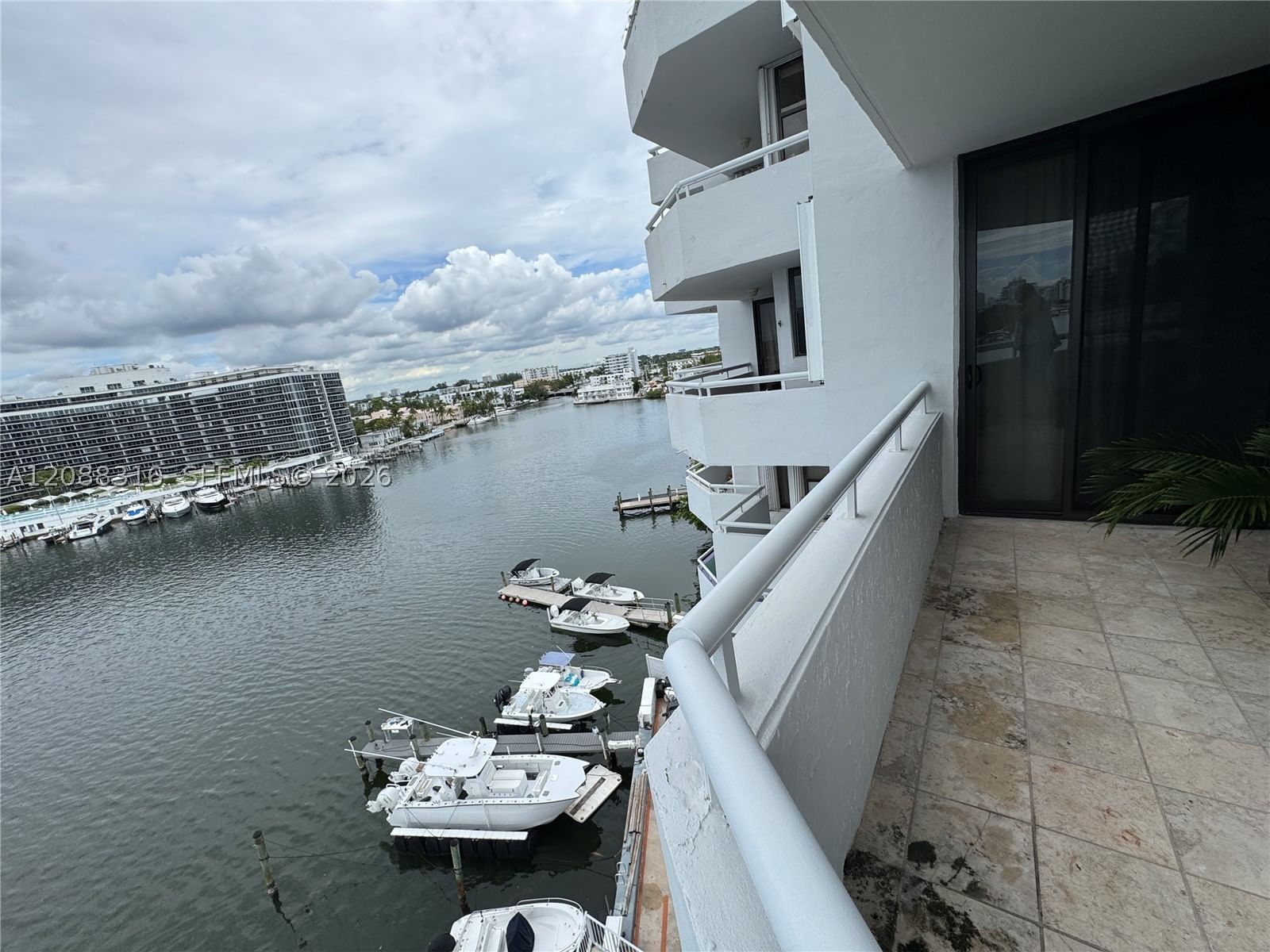Real estate property located at 6830 Indian Creek Dr #7E, Miami-dade, Indian Cr Cl Marina Condo, Miami Beach, FL