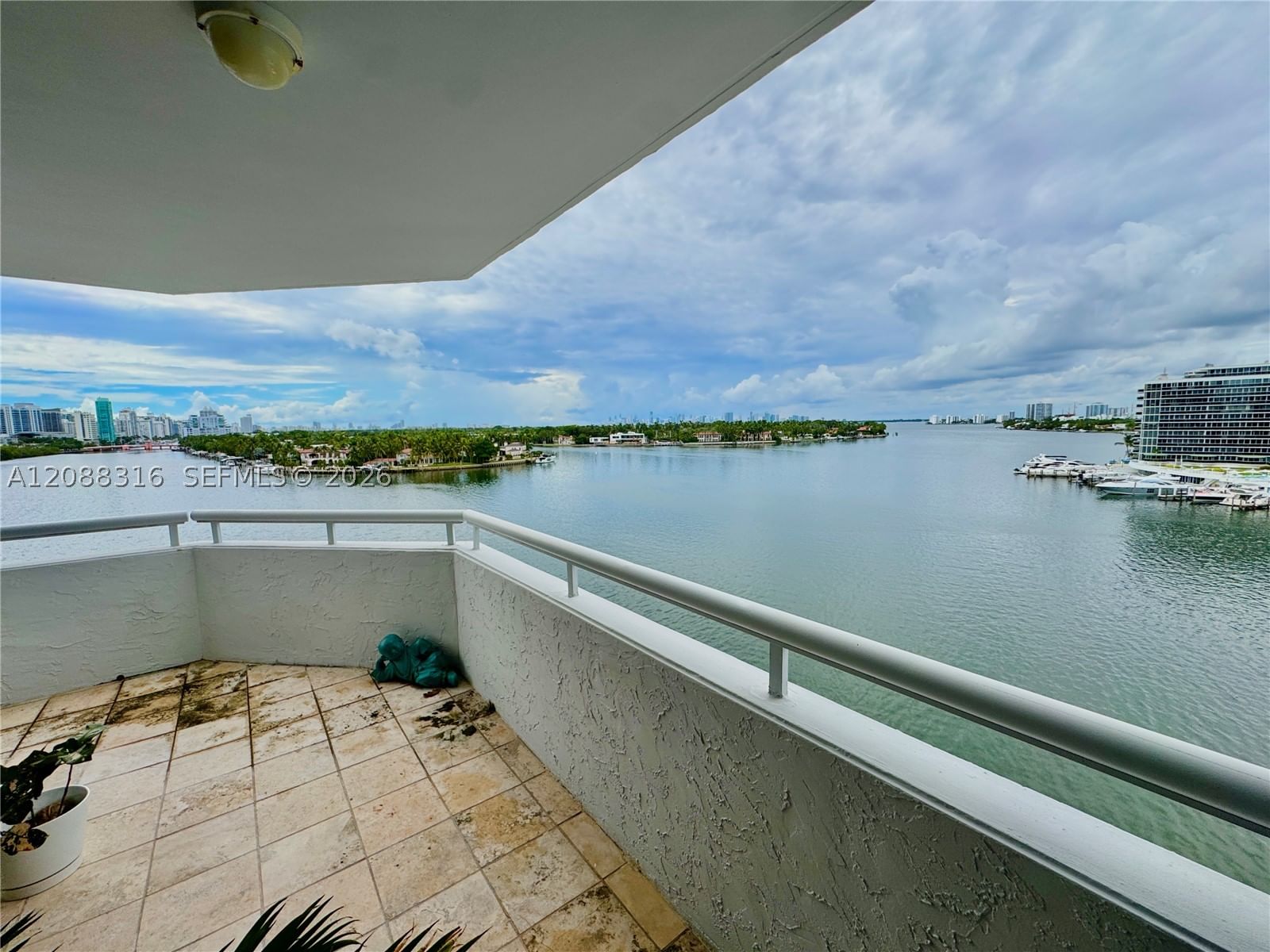 Real estate property located at 6830 Indian Creek Dr #7E, Miami-dade, Indian Cr Cl Marina Condo, Miami Beach, FL