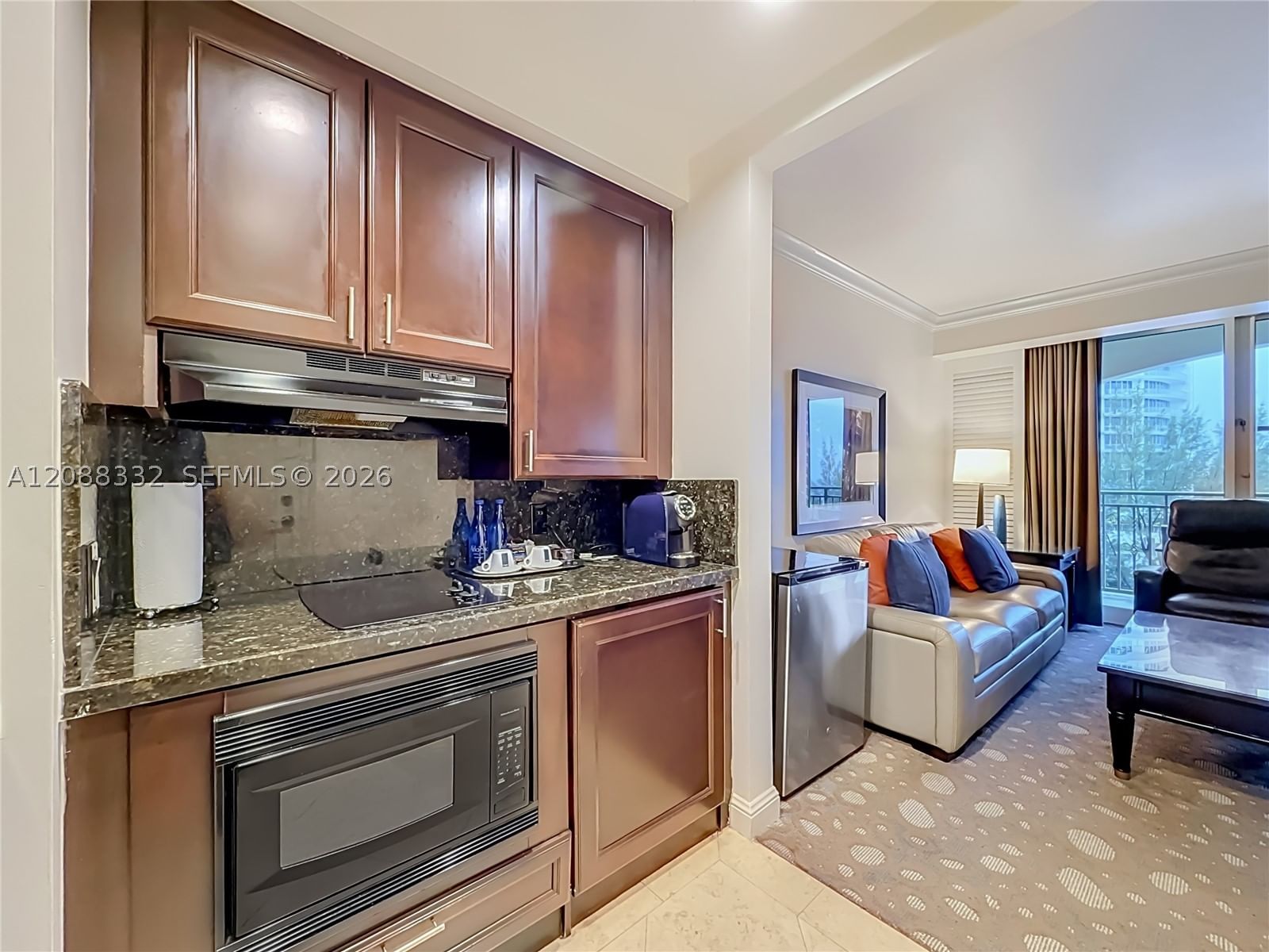 Real estate property located at 601 Ft Lauderdale Beach Blvd #611, Broward, Atlantic Hotel Condo, Fort Lauderdale, FL