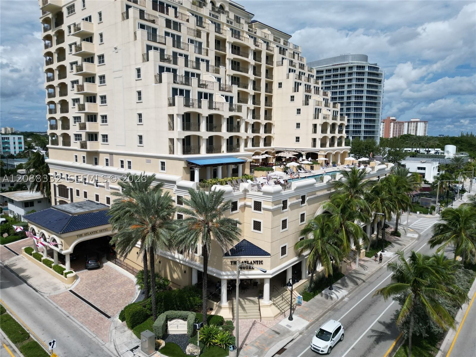 Real estate property located at 601 Ft Lauderdale Beach Blvd #611, Broward, Atlantic Hotel Condo, Fort Lauderdale, FL
