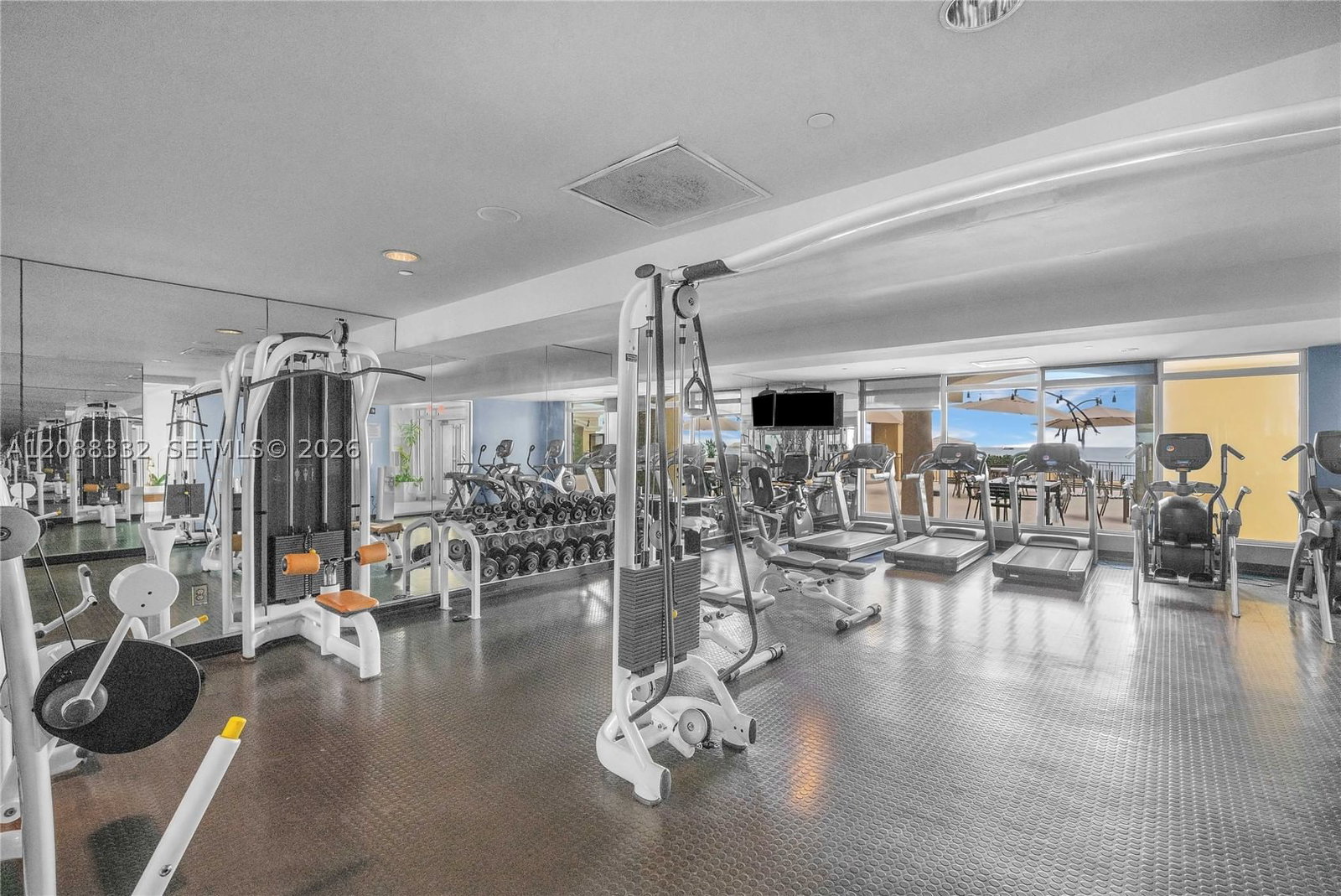 Real estate property located at 601 Ft Lauderdale Beach Blvd #611, Broward, Atlantic Hotel Condo, Fort Lauderdale, FL