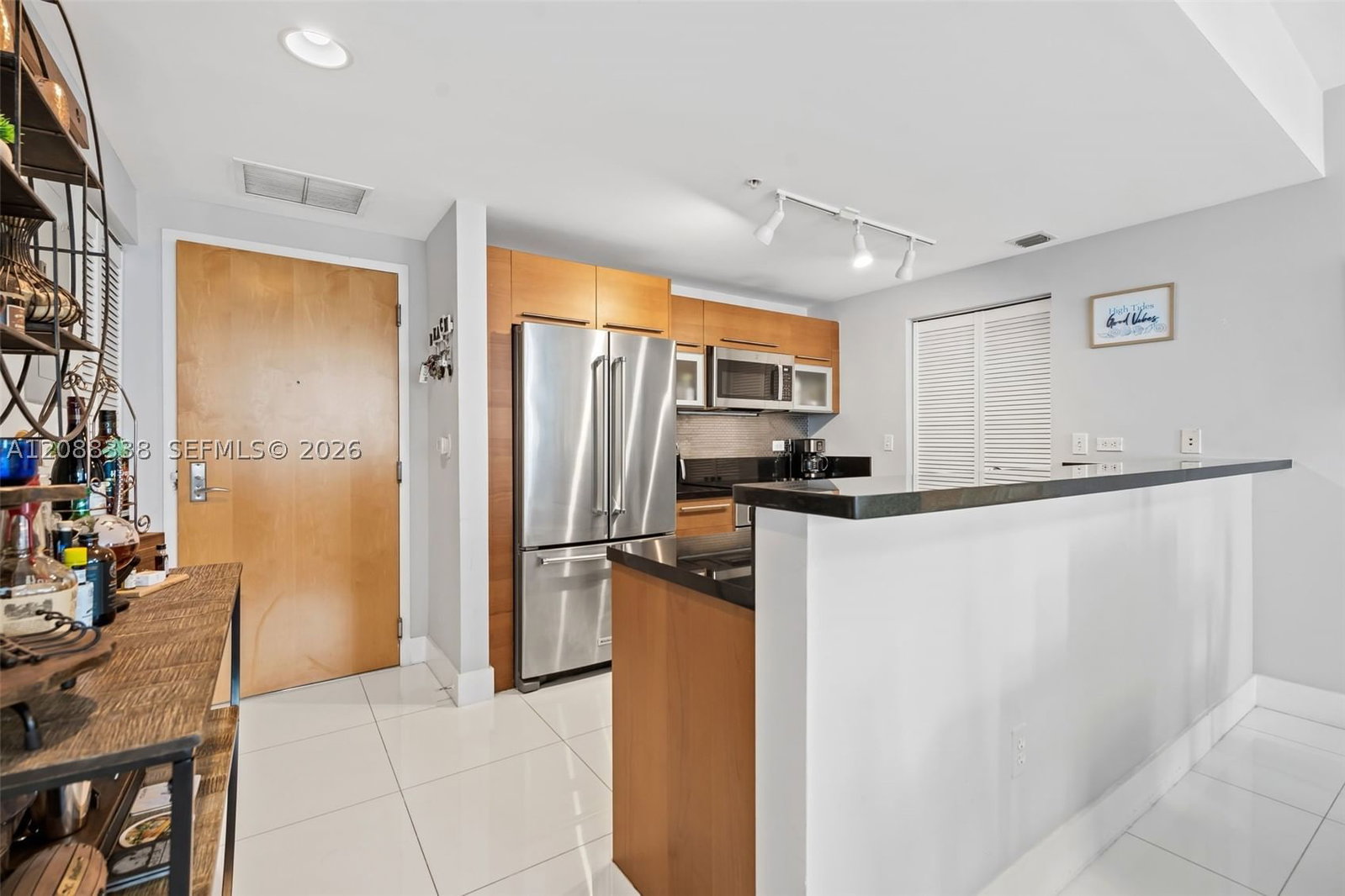 Real estate property located at 253 2nd St #2501, Miami-dade, Vizcayne South Condo, Miami, FL
