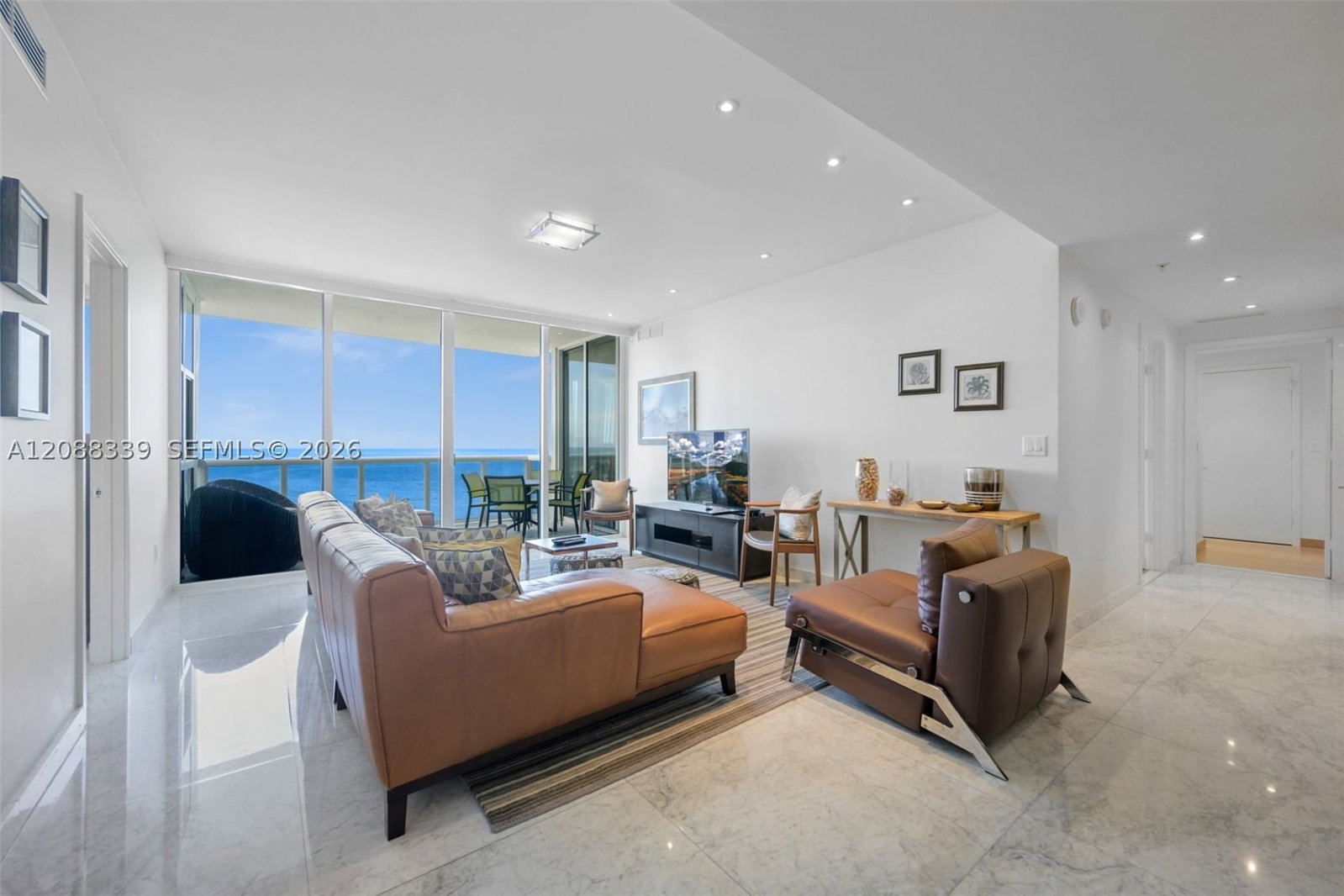 Real estate property located at 18201 Collins Ave #1006, Miami-dade, Trump Royale Condo, Sunny Isles Beach, FL