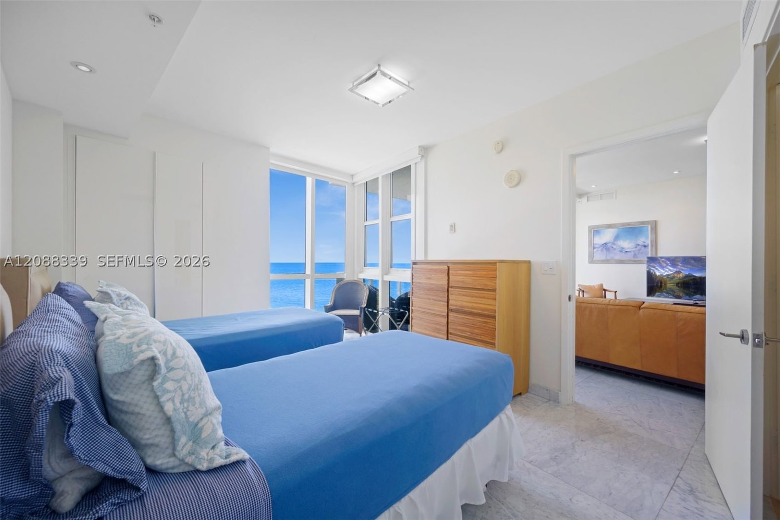 Real estate property located at 18201 Collins Ave #1006, Miami-dade, Trump Royale Condo, Sunny Isles Beach, FL