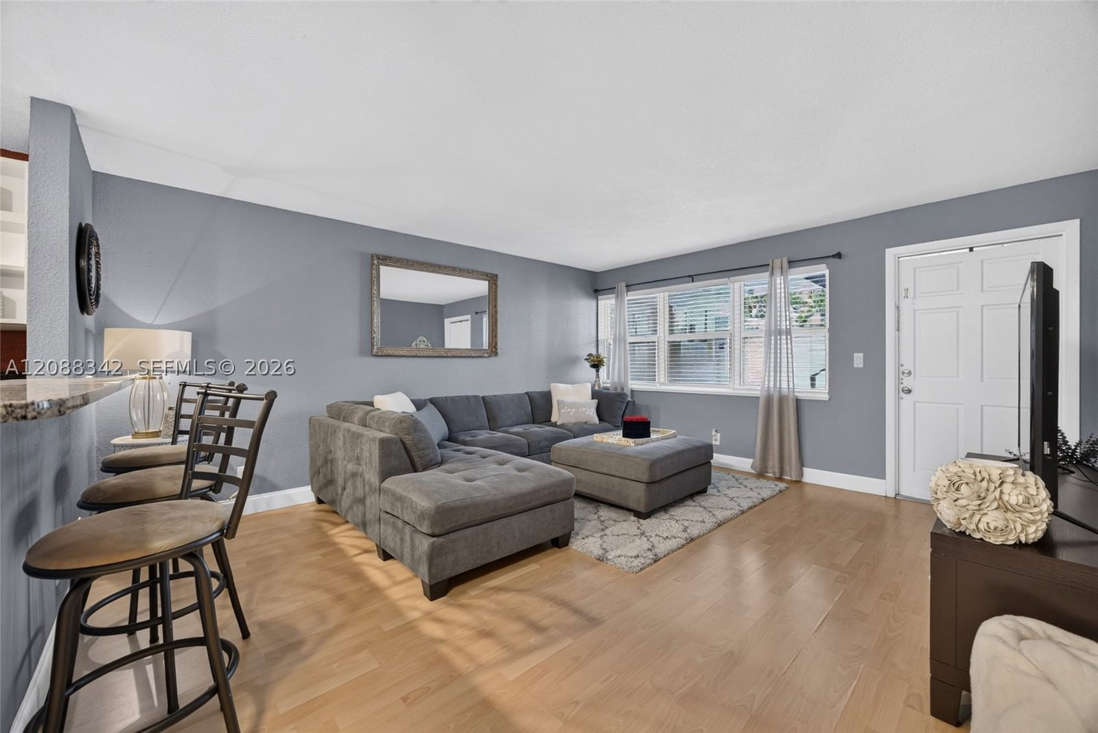 Real estate property located at 2715 49th St #103, Broward, Du Barry Condo, Fort Lauderdale, FL