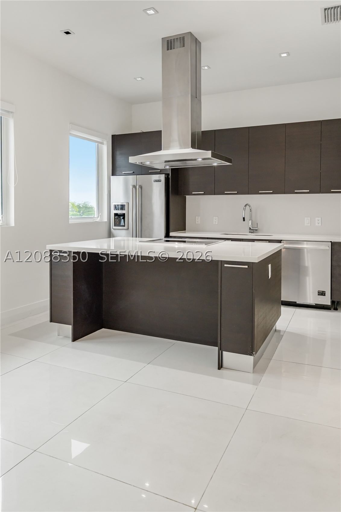 Real estate property located at 9165 33rd St #9165, Miami-dade, Contempo Townhomes, Doral, FL