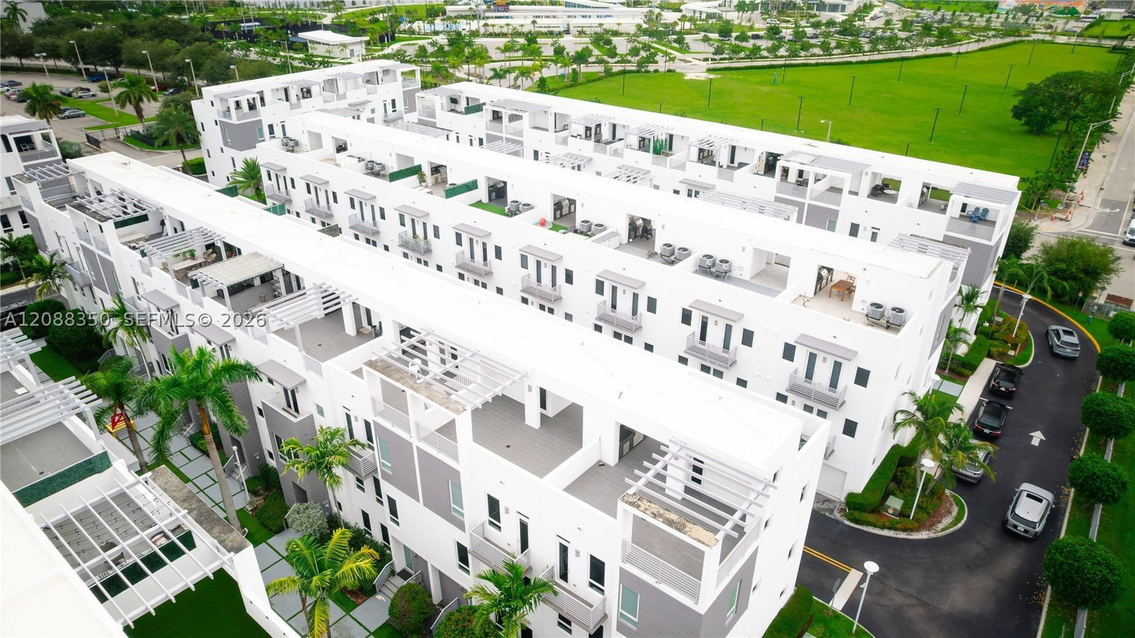 Real estate property located at 9165 33rd St #9165, Miami-dade, Contempo Townhomes, Doral, FL