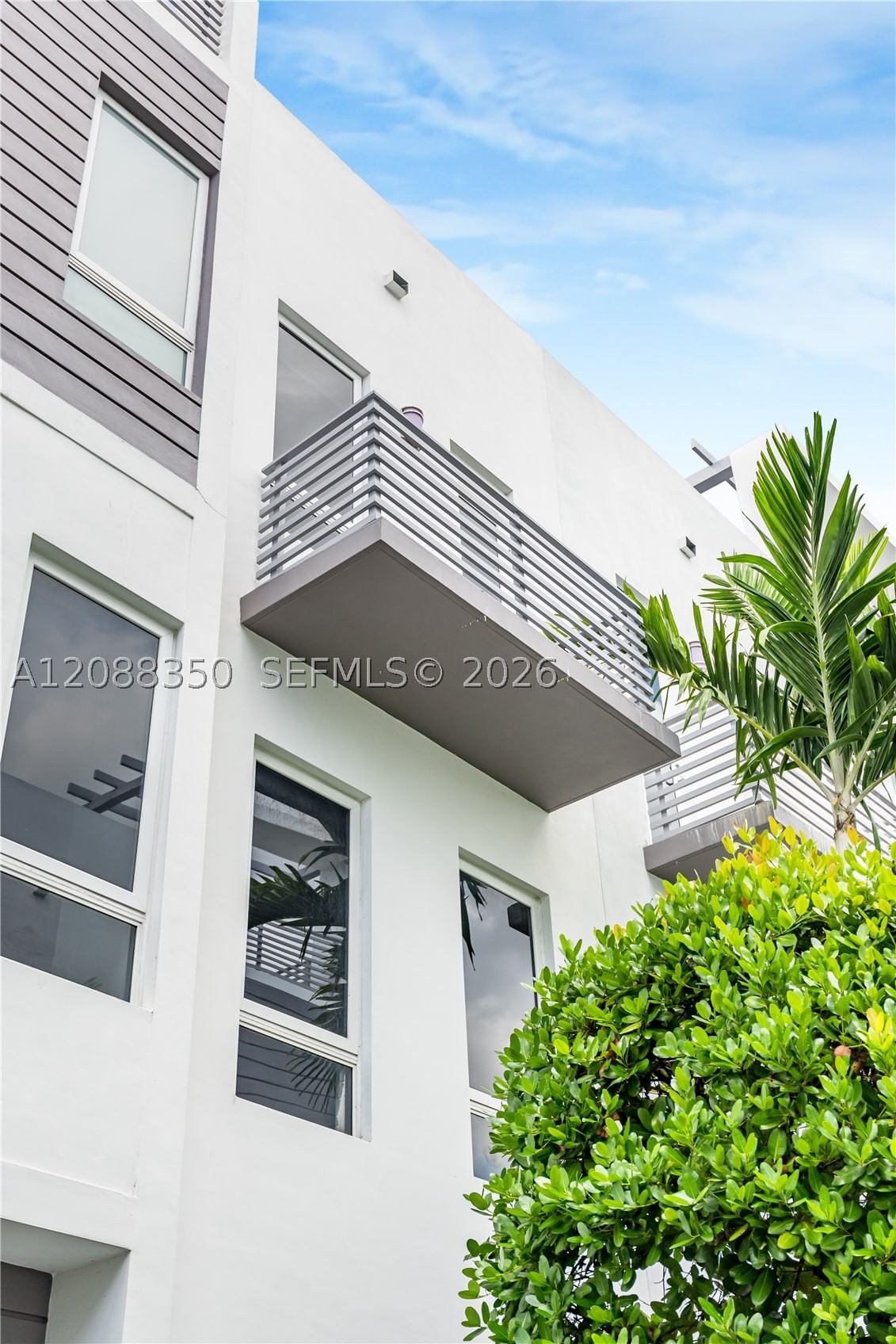Real estate property located at 9165 33rd St #9165, Miami-dade, Contempo Townhomes, Doral, FL