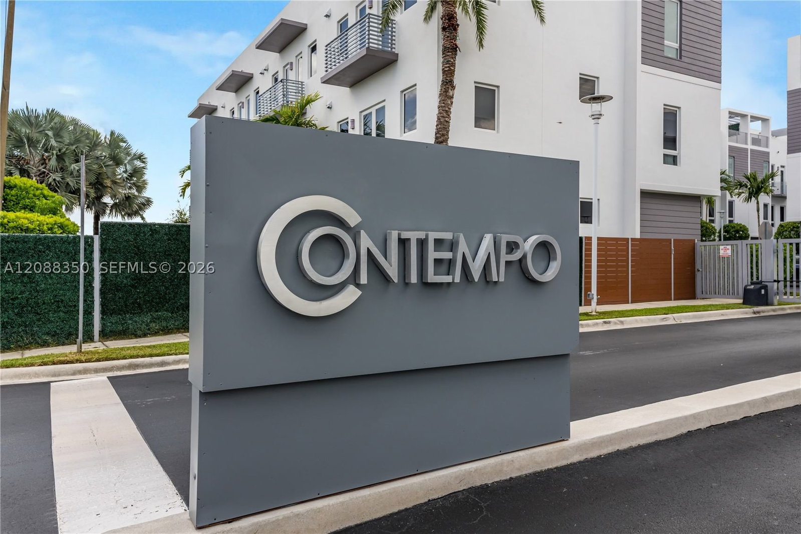 Real estate property located at 9165 33rd St #9165, Miami-dade, Contempo Townhomes, Doral, FL