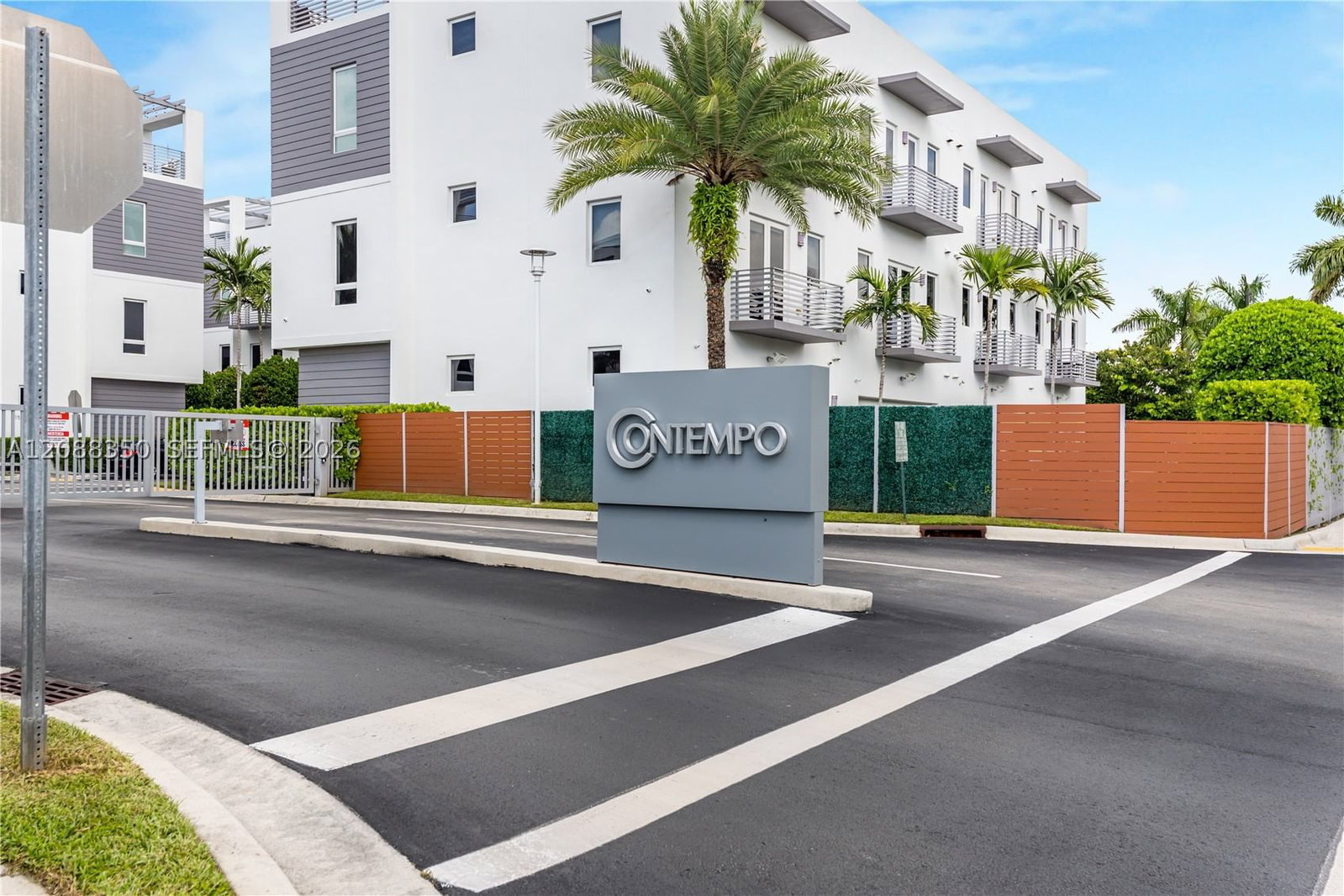 Real estate property located at 9165 33rd St #9165, Miami-dade, Contempo Townhomes, Doral, FL