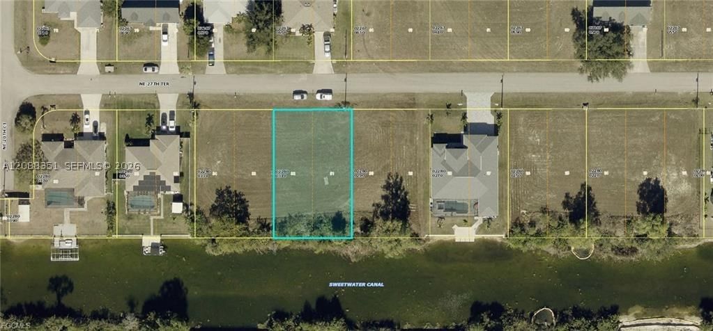 Real estate property located at 2050 27th Ter, Lee, Cape Coral, Cape Coral, FL